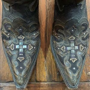 Women’s corral boots